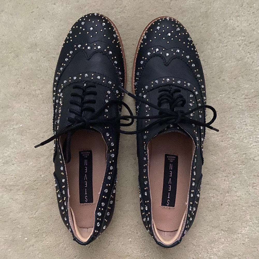 Steve Madden Embellished Oxford shoes - Size 9